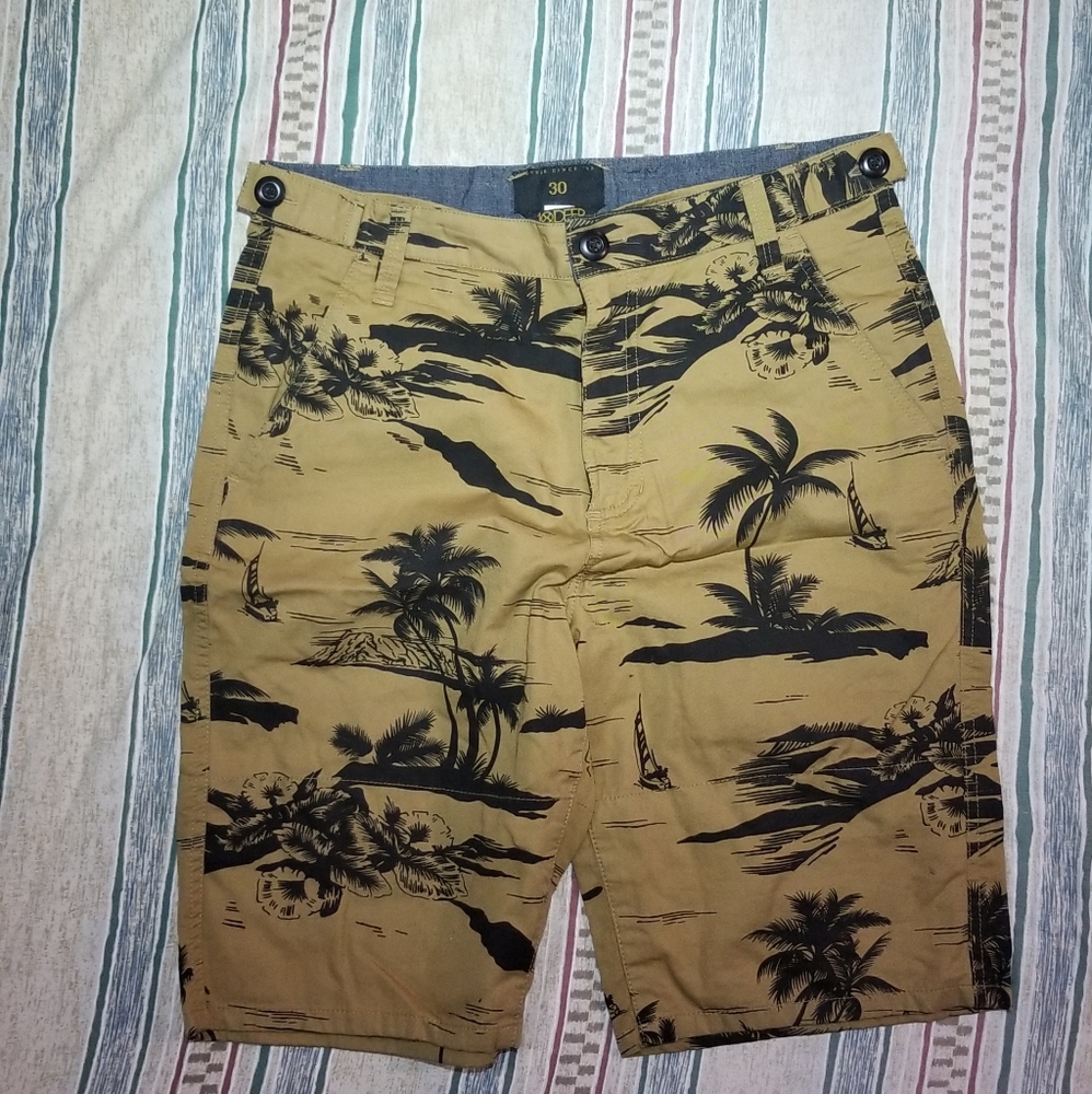 10.Deep Palm shorts